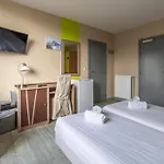 Hotel Sleep & Go 2*