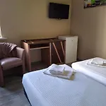 Hotel Sleep & Go 2*