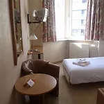 Sleep & Go Otel
