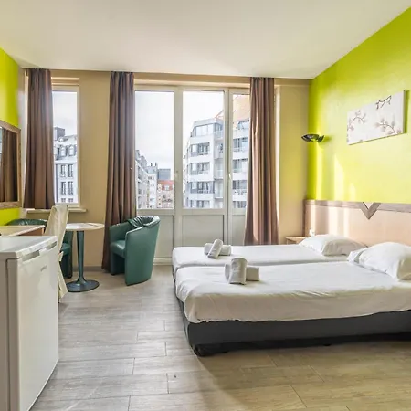 Sleep & Go Hotel