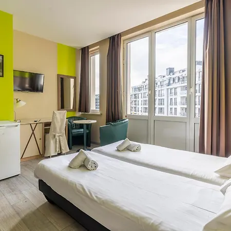 Sleep & Go Hotel *